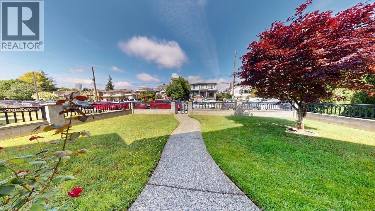 1010 Edinburgh Street Property Photo 14