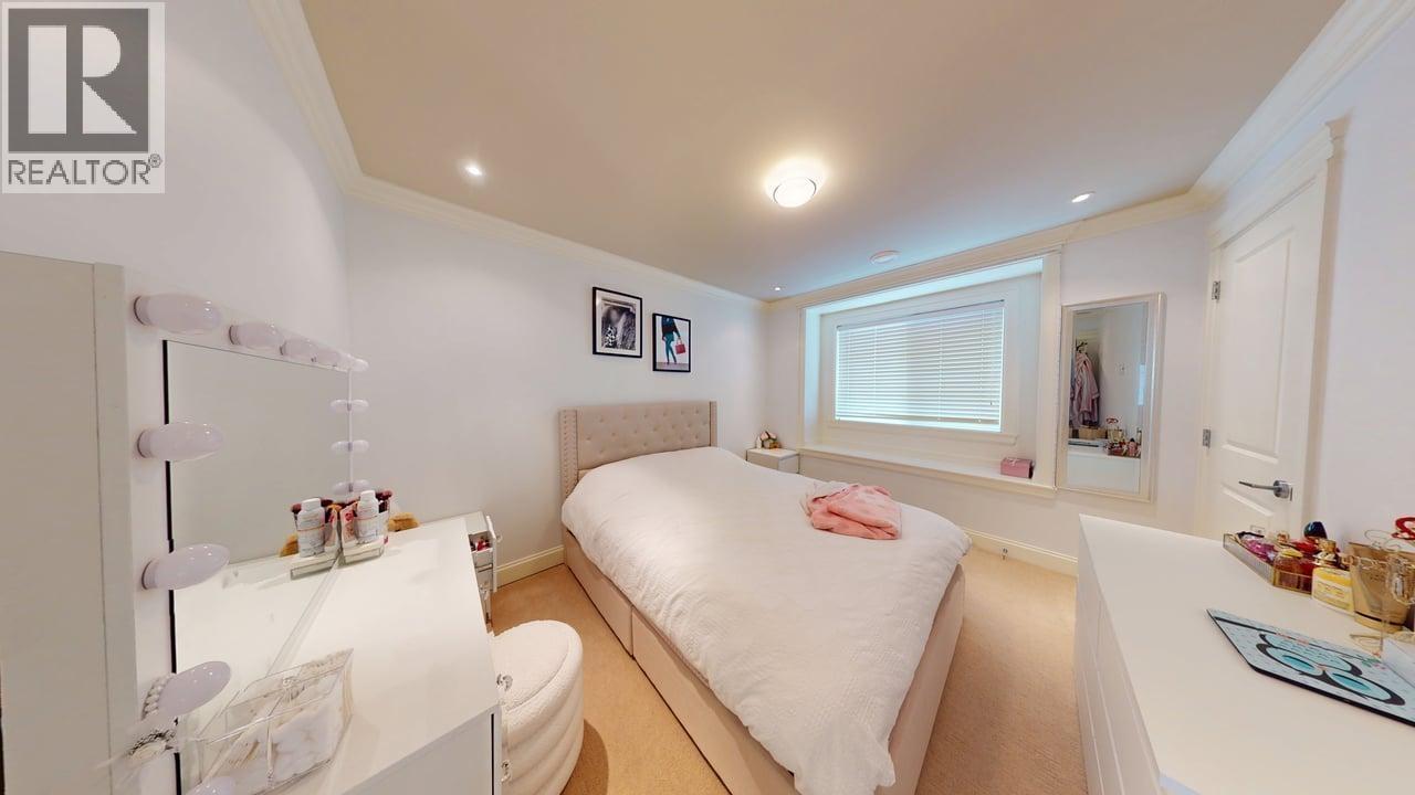 1010 Edinburgh Street Property Photo 19