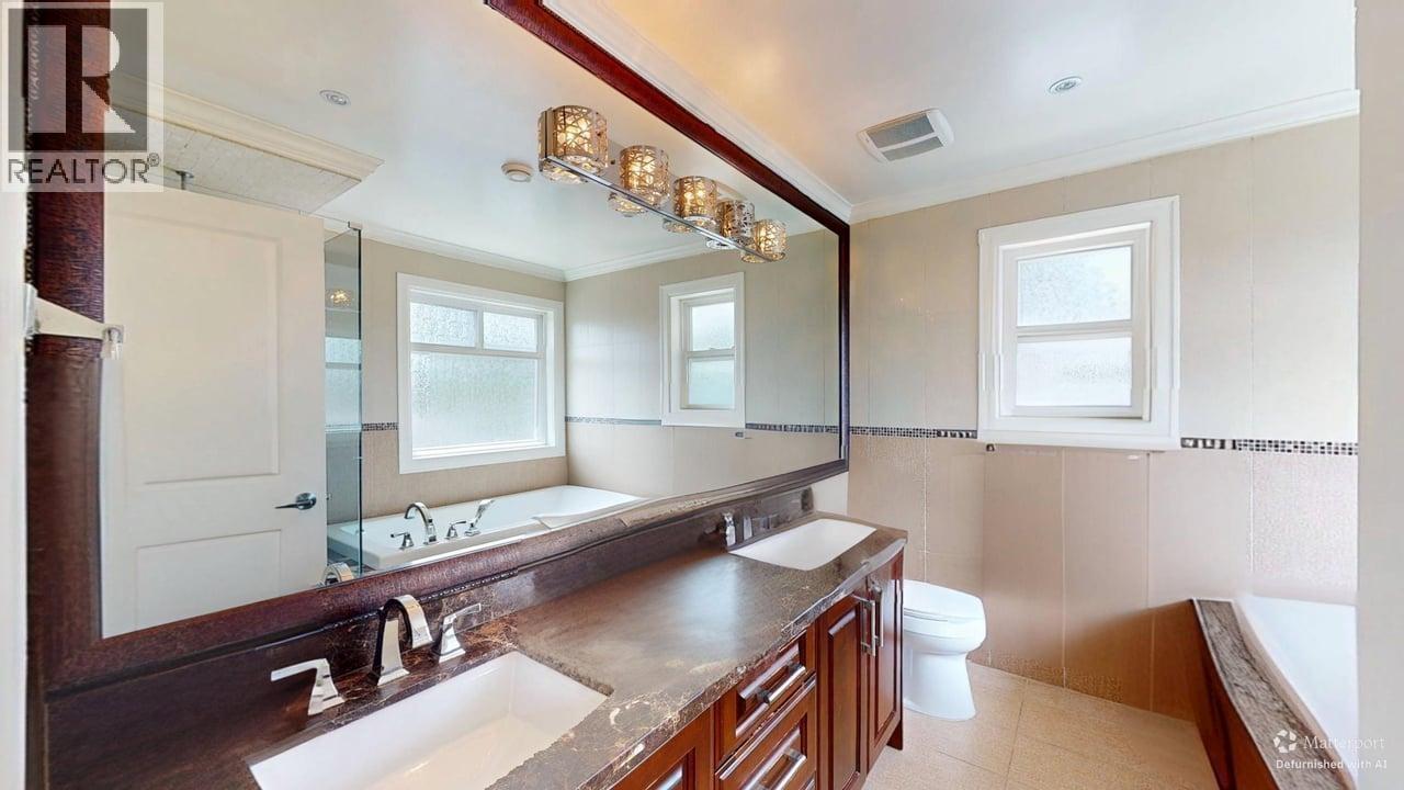 1010 Edinburgh Street Property Photo 23
