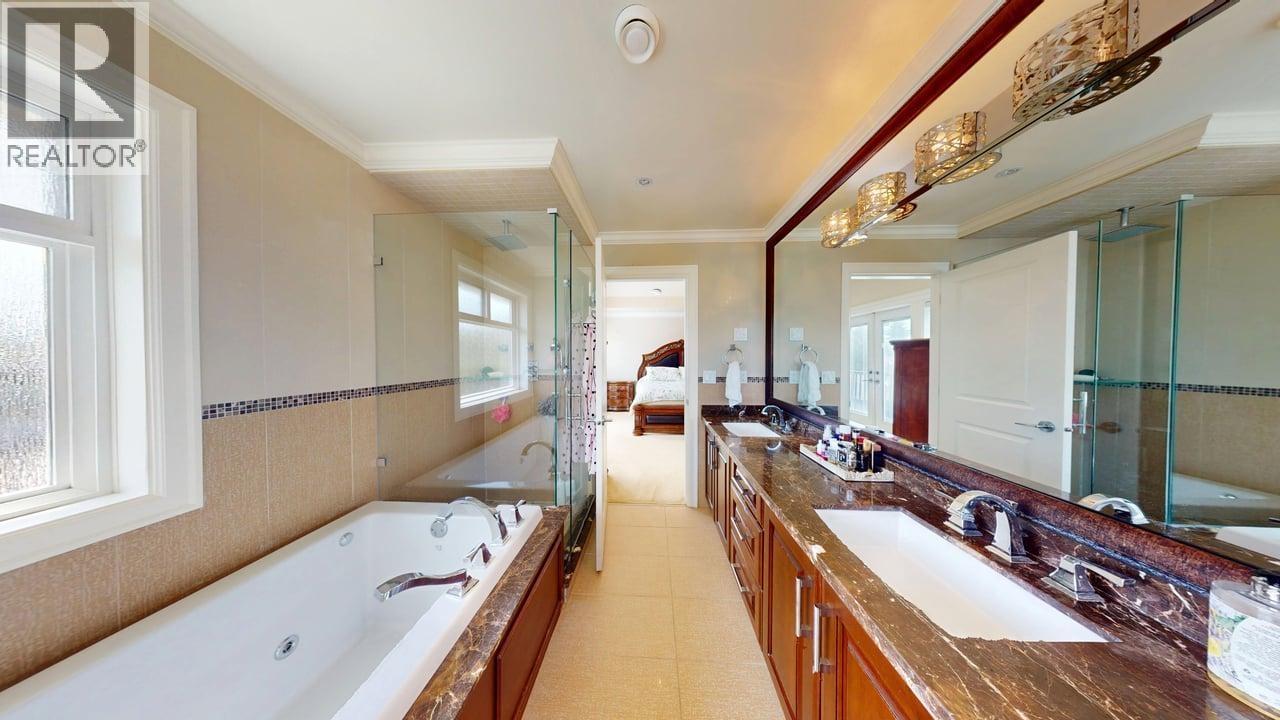 1010 Edinburgh Street Property Photo 24