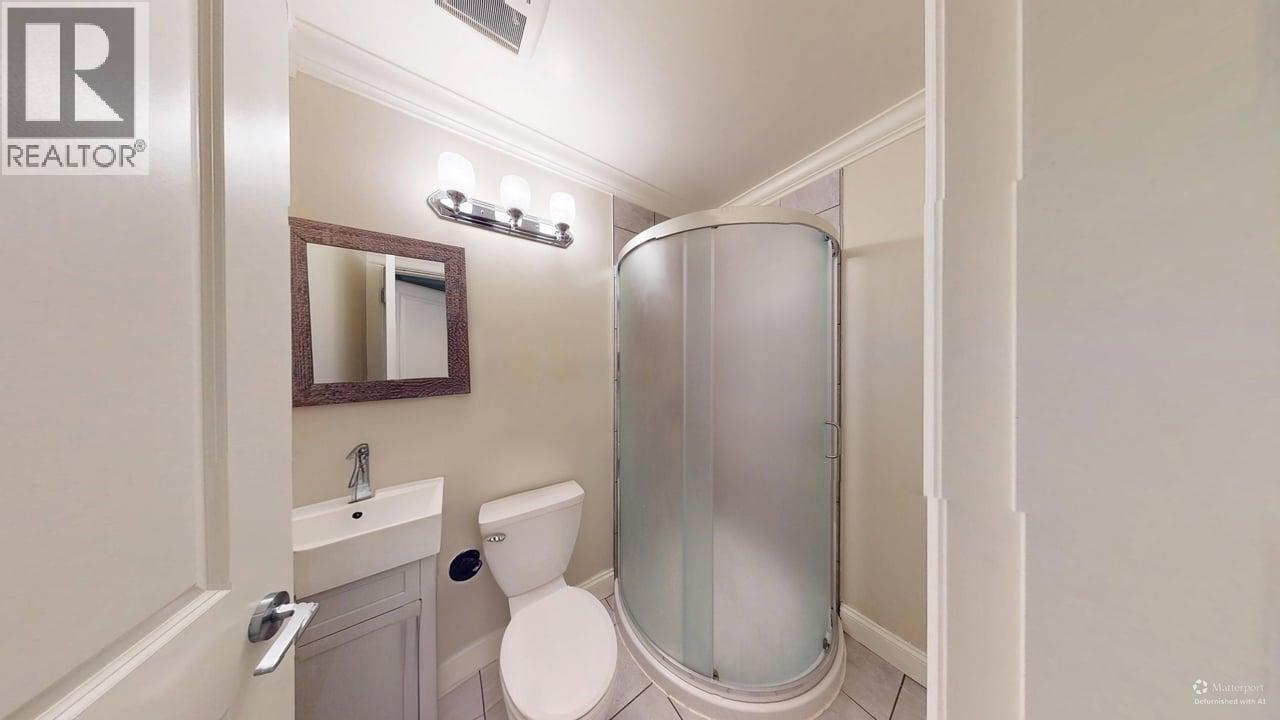 1010 Edinburgh Street Property Photo 26