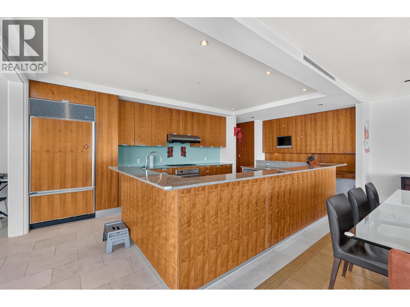 3101 1077 W Cordova Street Property Photo 5