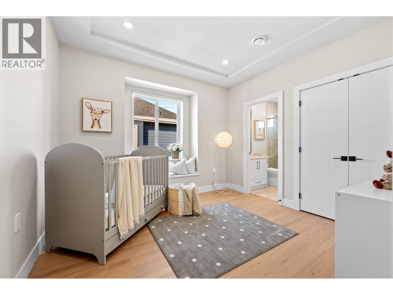 1 8811 Saunders Road Property Photo 21