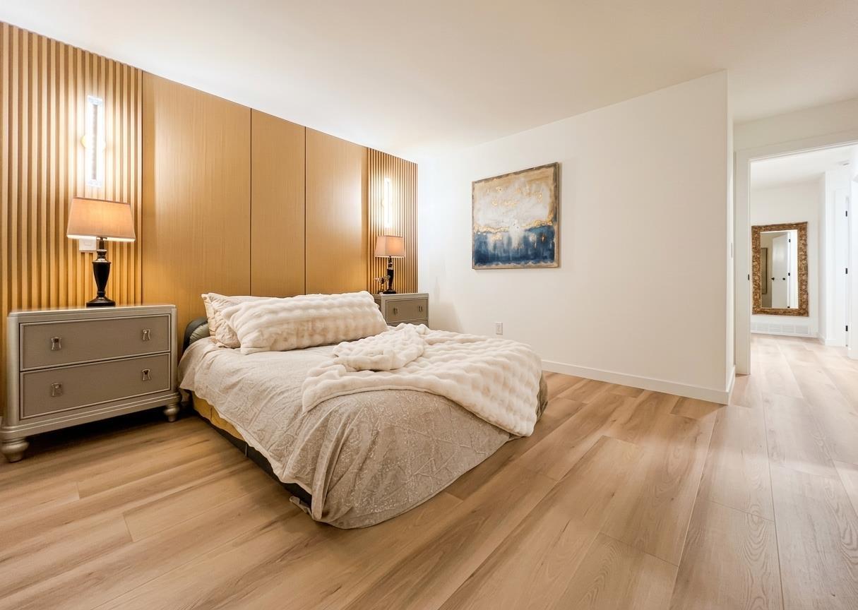15092 19a Avenue Property Photo 2