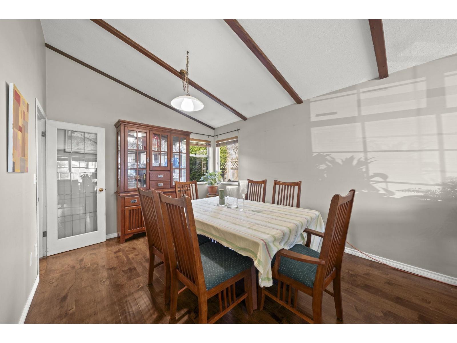8891 157 Street Property Photo 6
