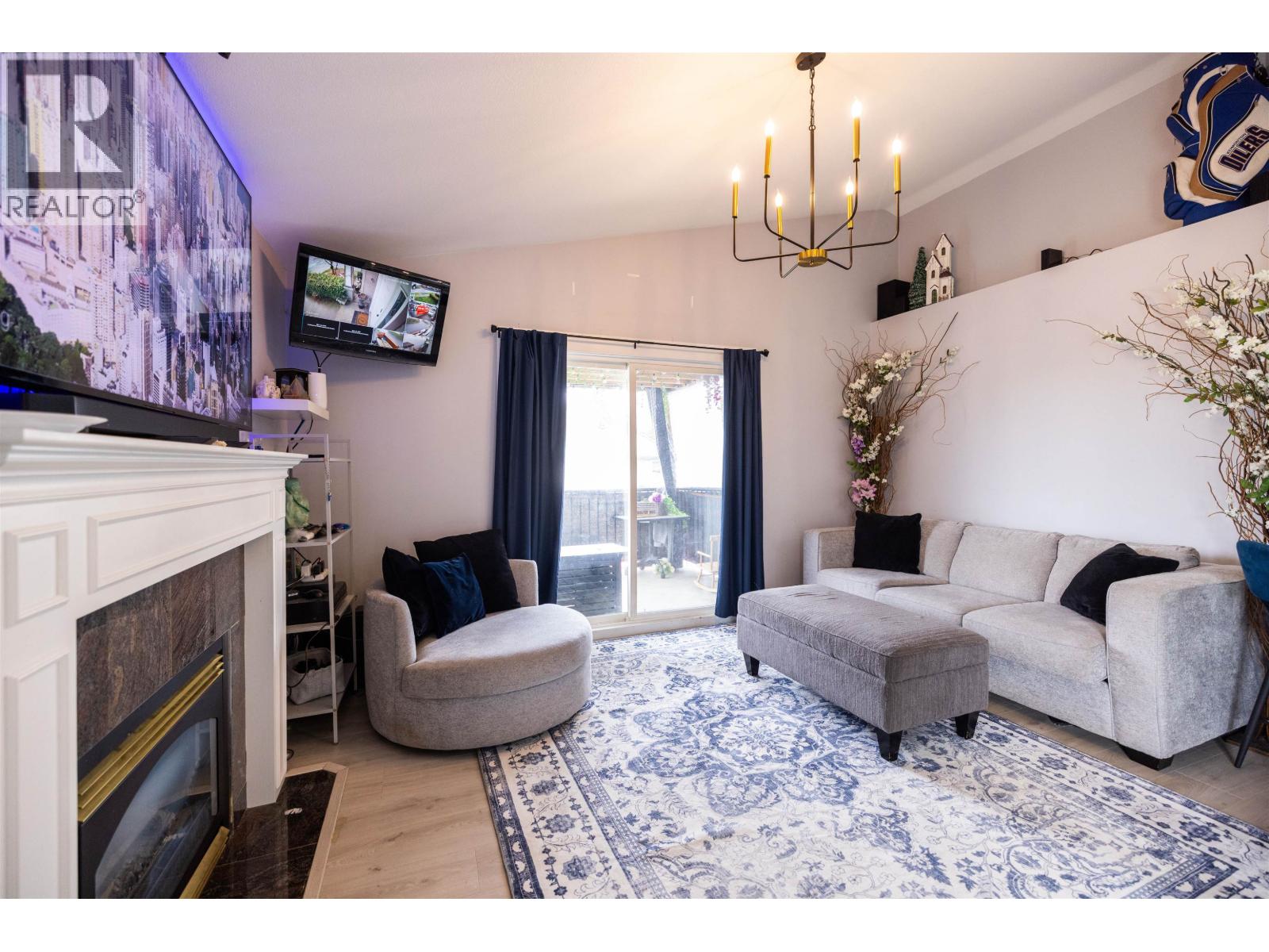 11537 240 Street Property Photo 12