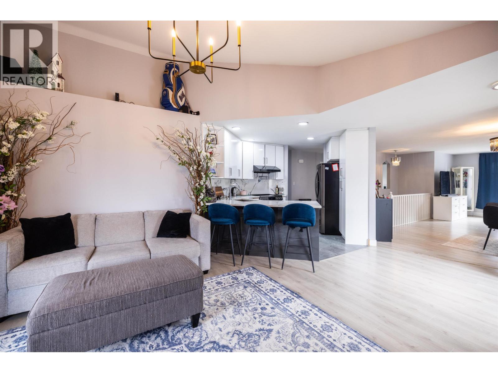 11537 240 Street Property Photo 13