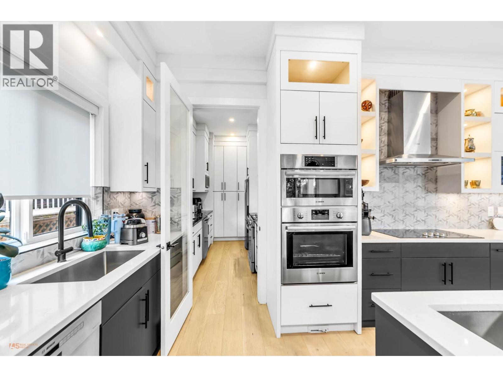 278 56 Street Property Photo 5
