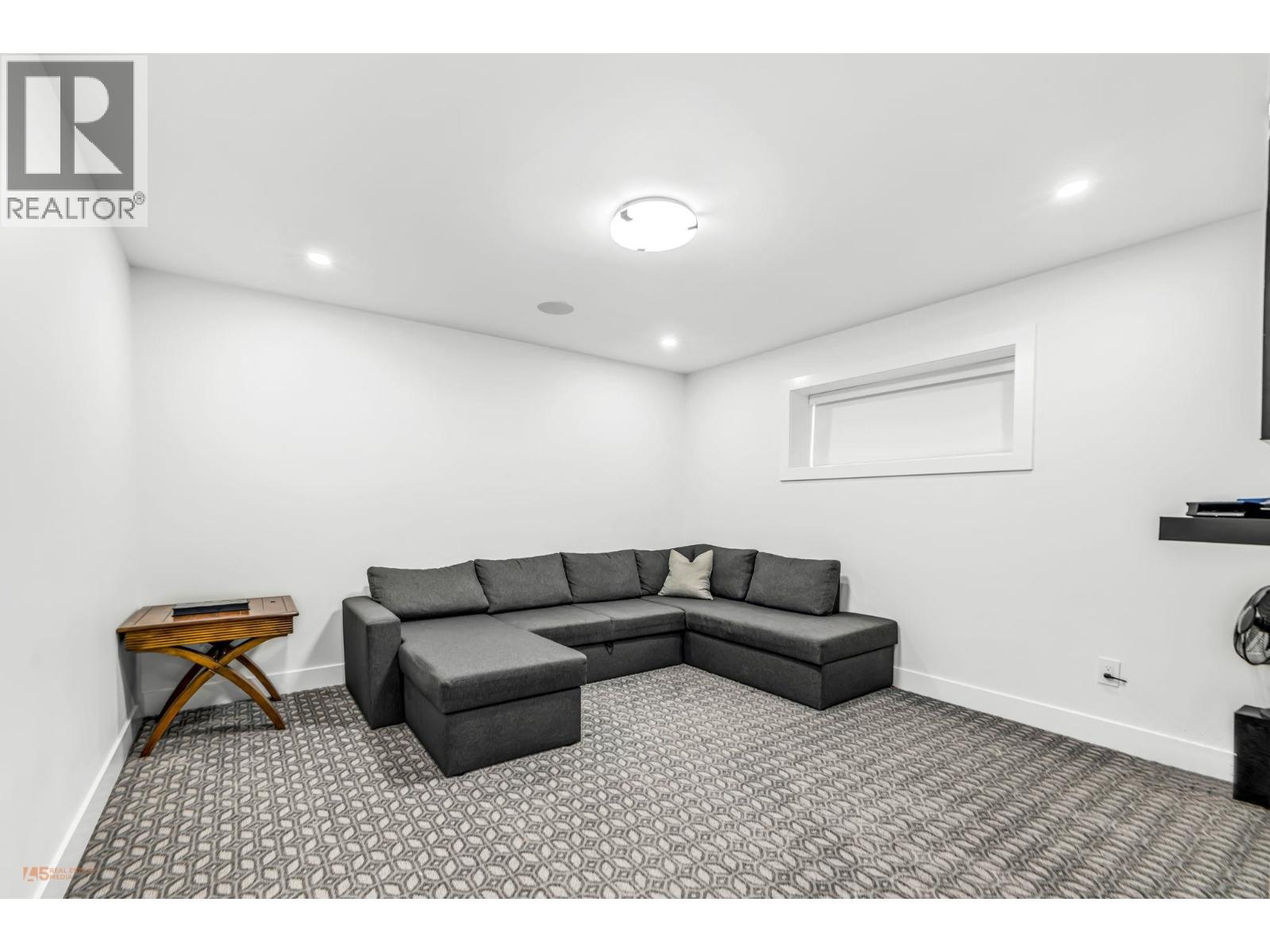 278 56 Street Property Photo 22