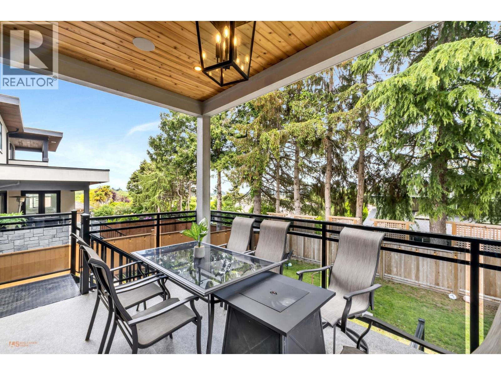 278 56 Street Property Photo 25