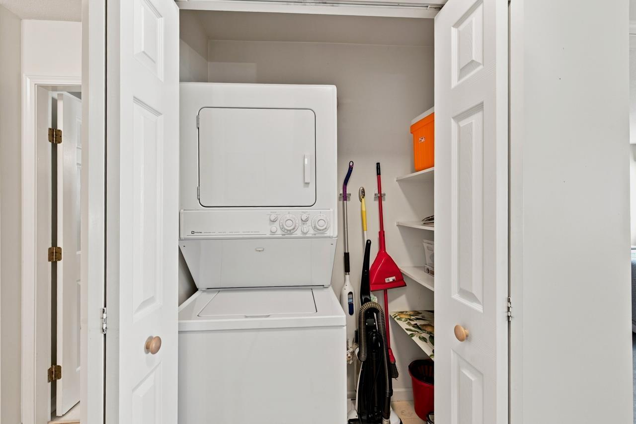 204 20125 55a Avenue Property Photo 24