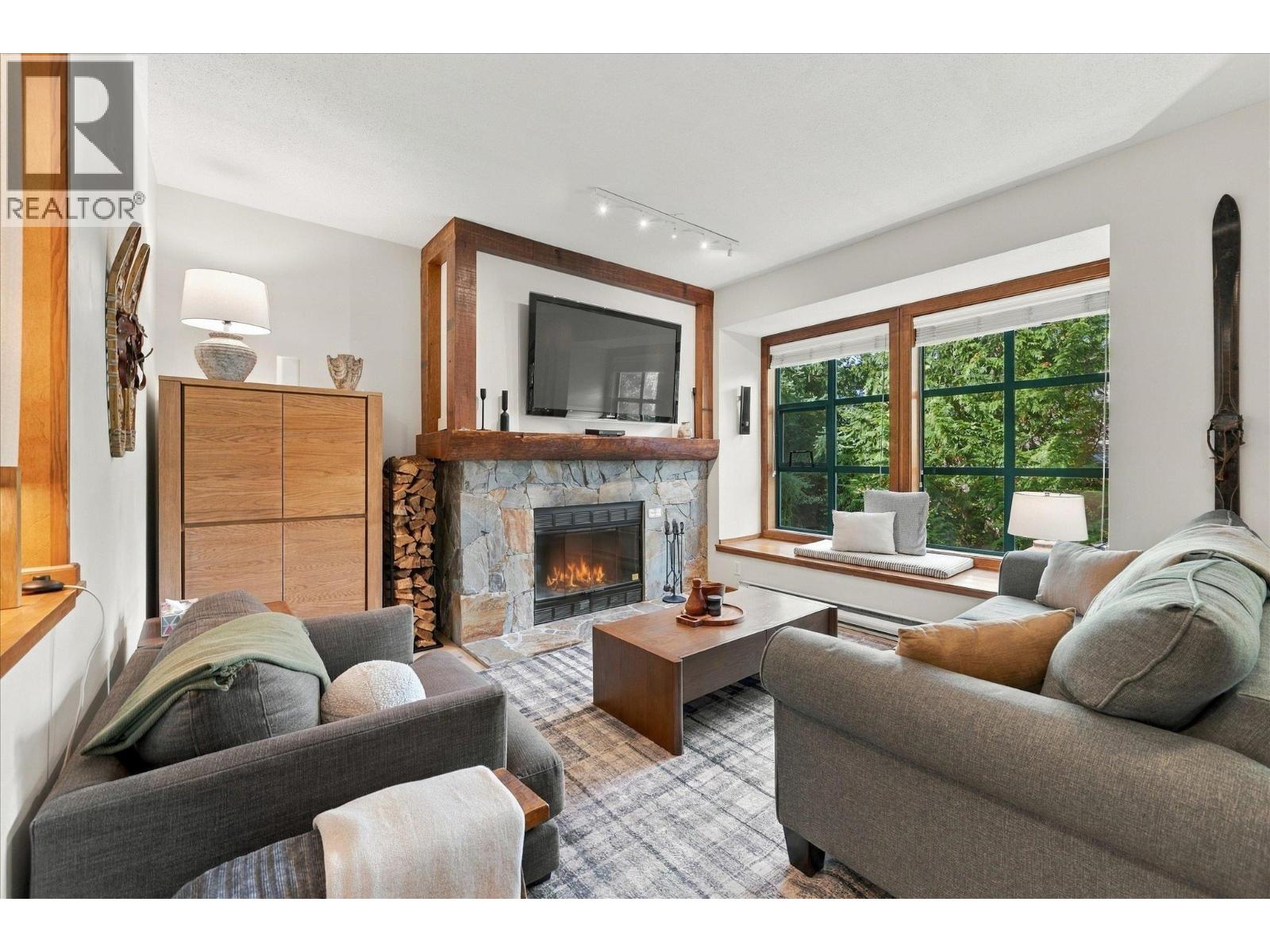 17 4652 Blackcomb Way Property Photo 1