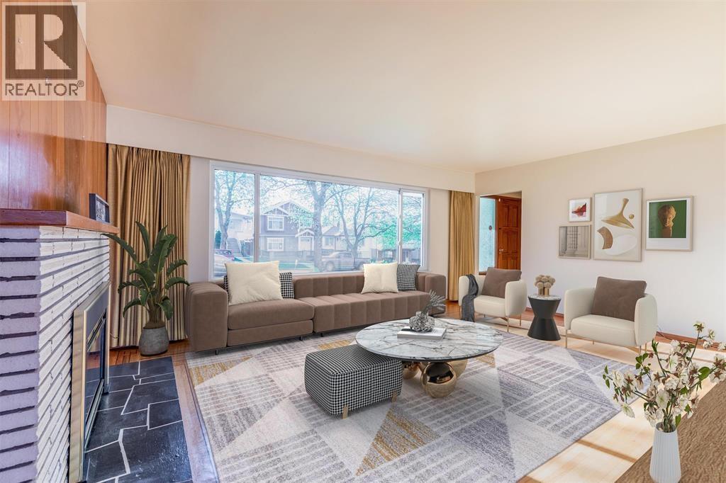 5482 Rhodes Street Property Photo 1