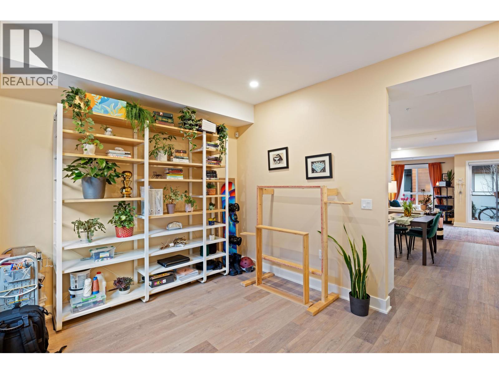 213 37808 Third Avenue Property Photo 5