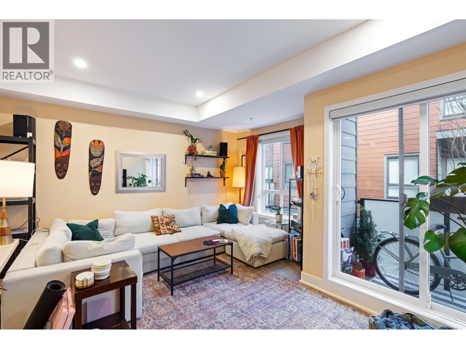 213 37808 Third Avenue Property Photo 11