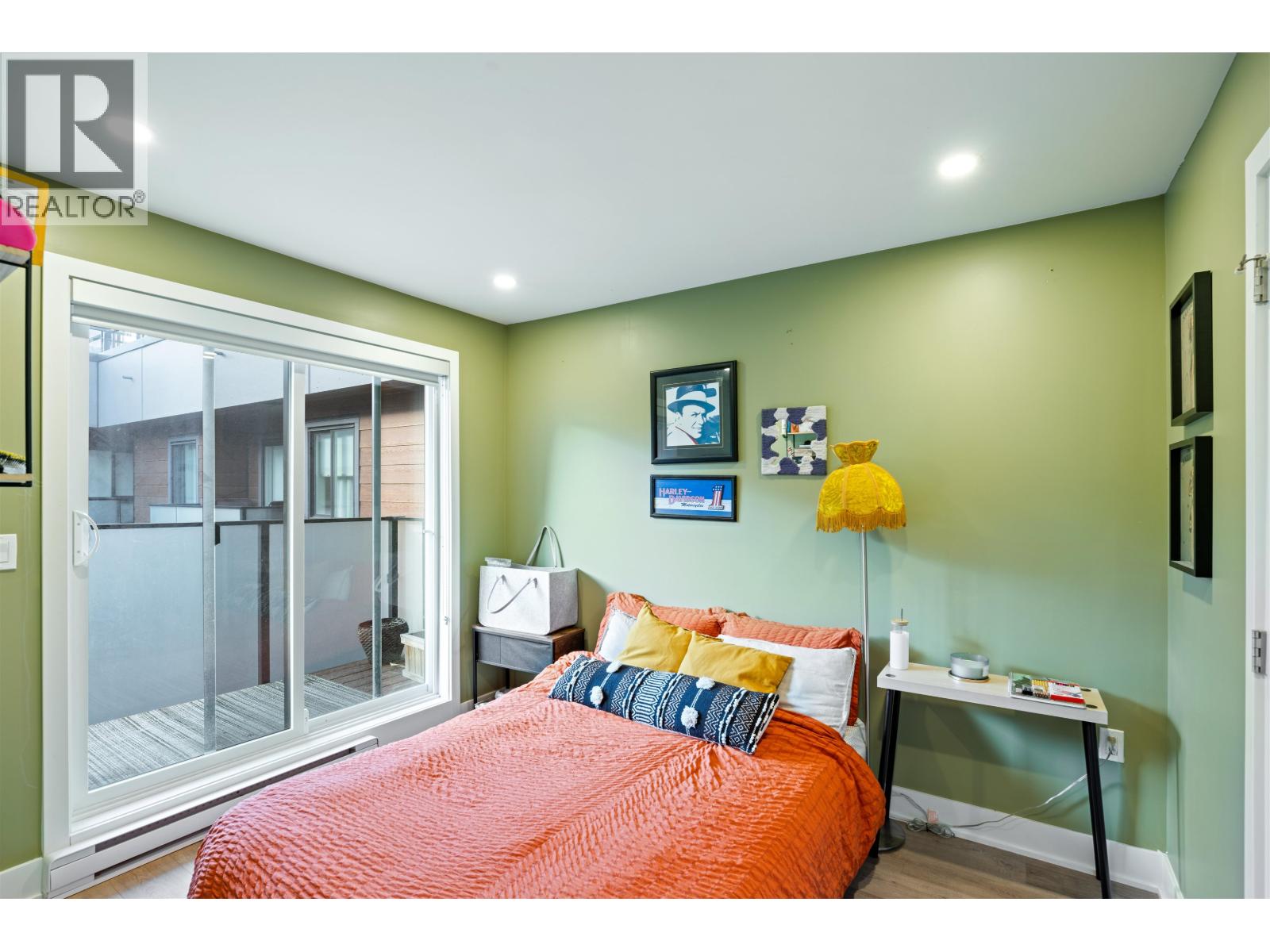 213 37808 Third Avenue Property Photo 15