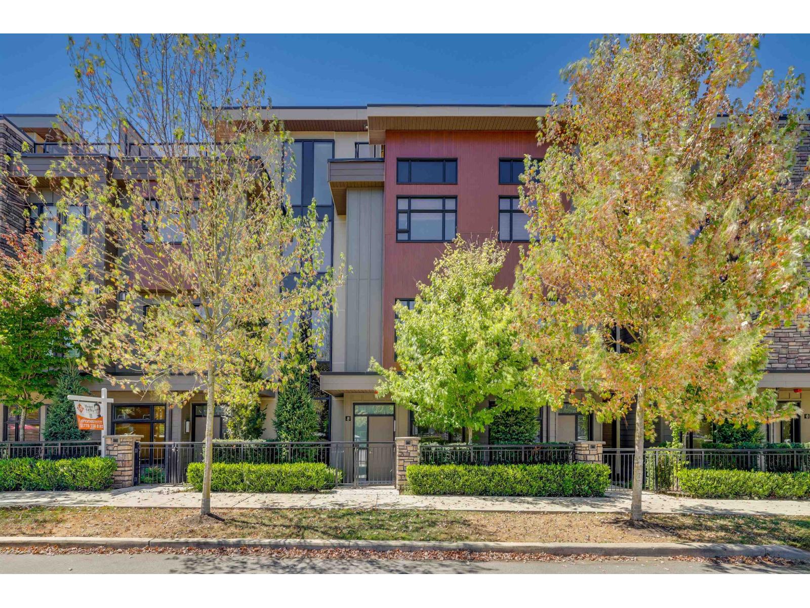 8 8567 204 STREET Property Photo 1