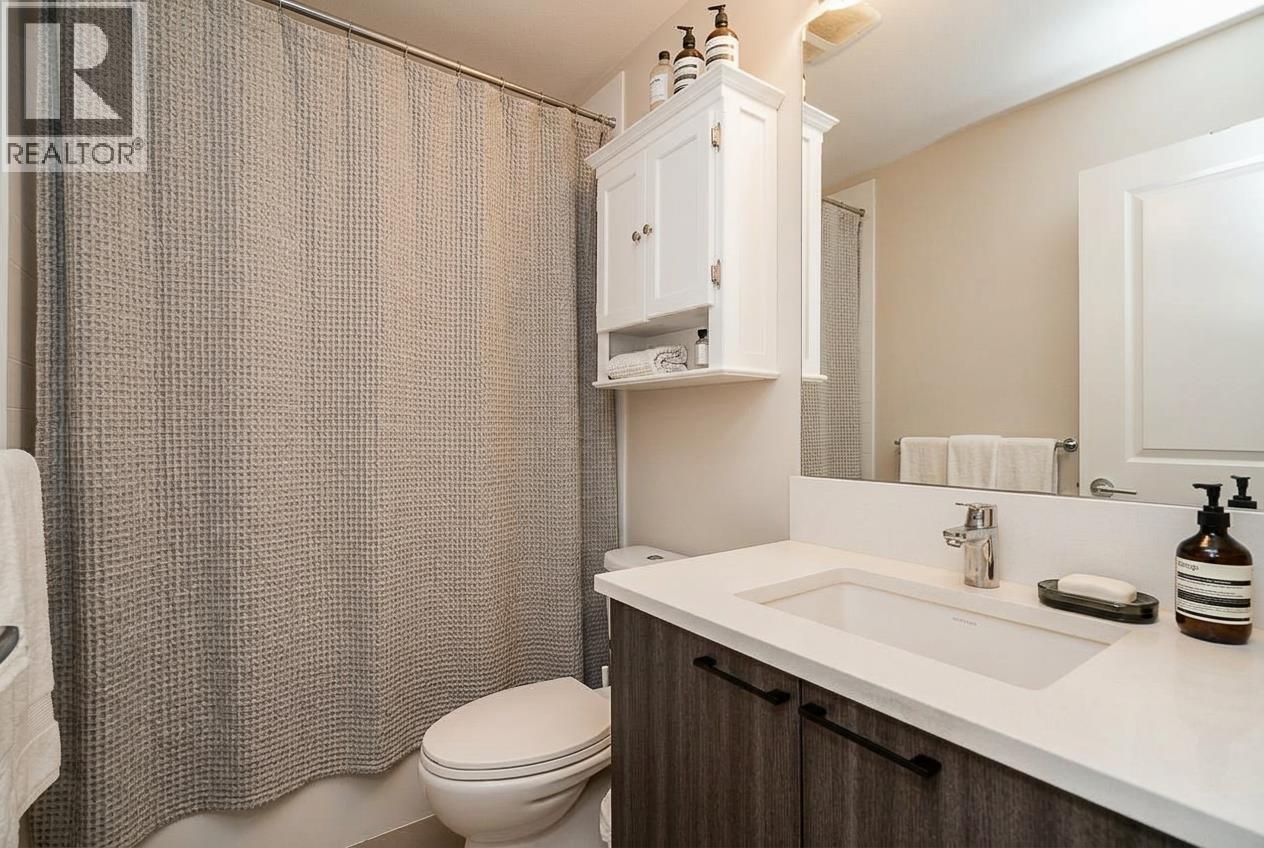 49 9728 Alexandra Road Property Photo 12