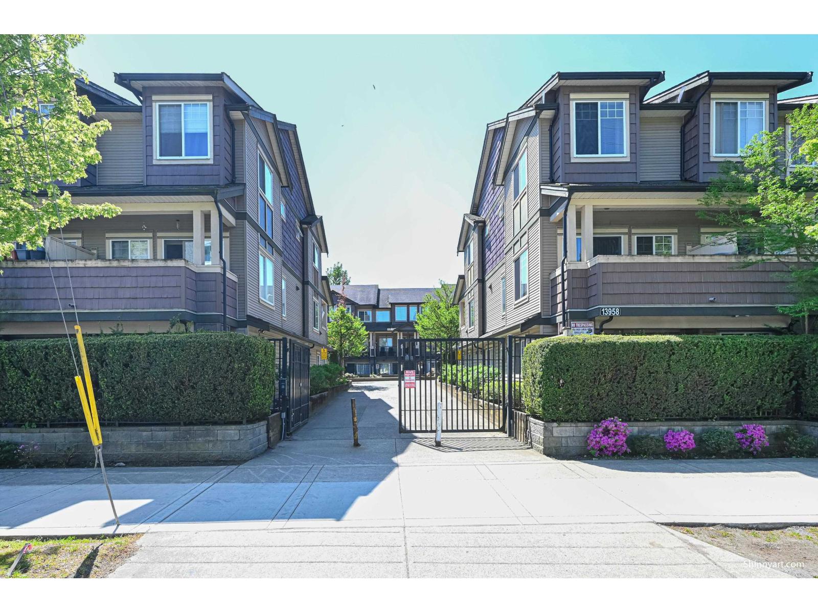 101 13958 108 AVENUE Property Photo 1