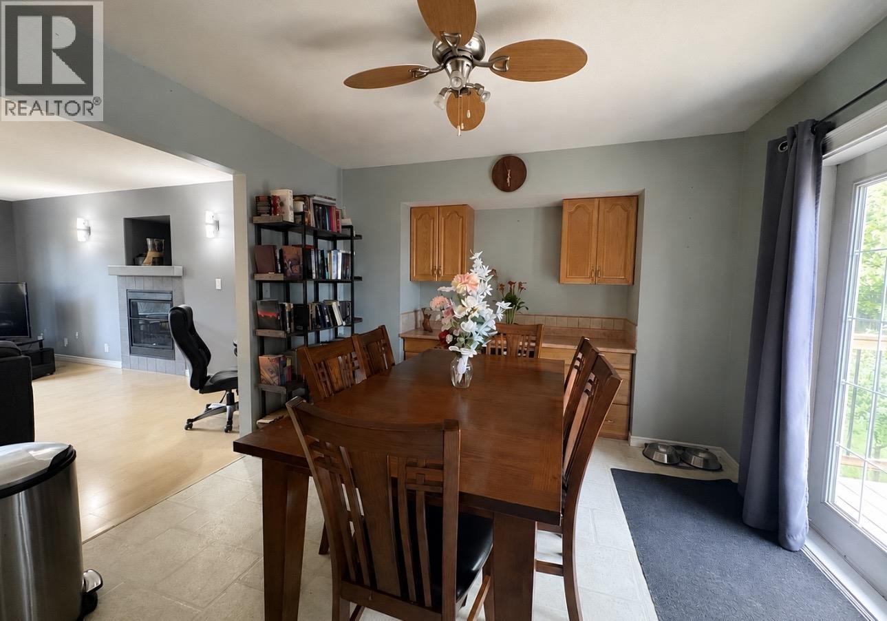 6289 S Kelly Road Property Photo 4