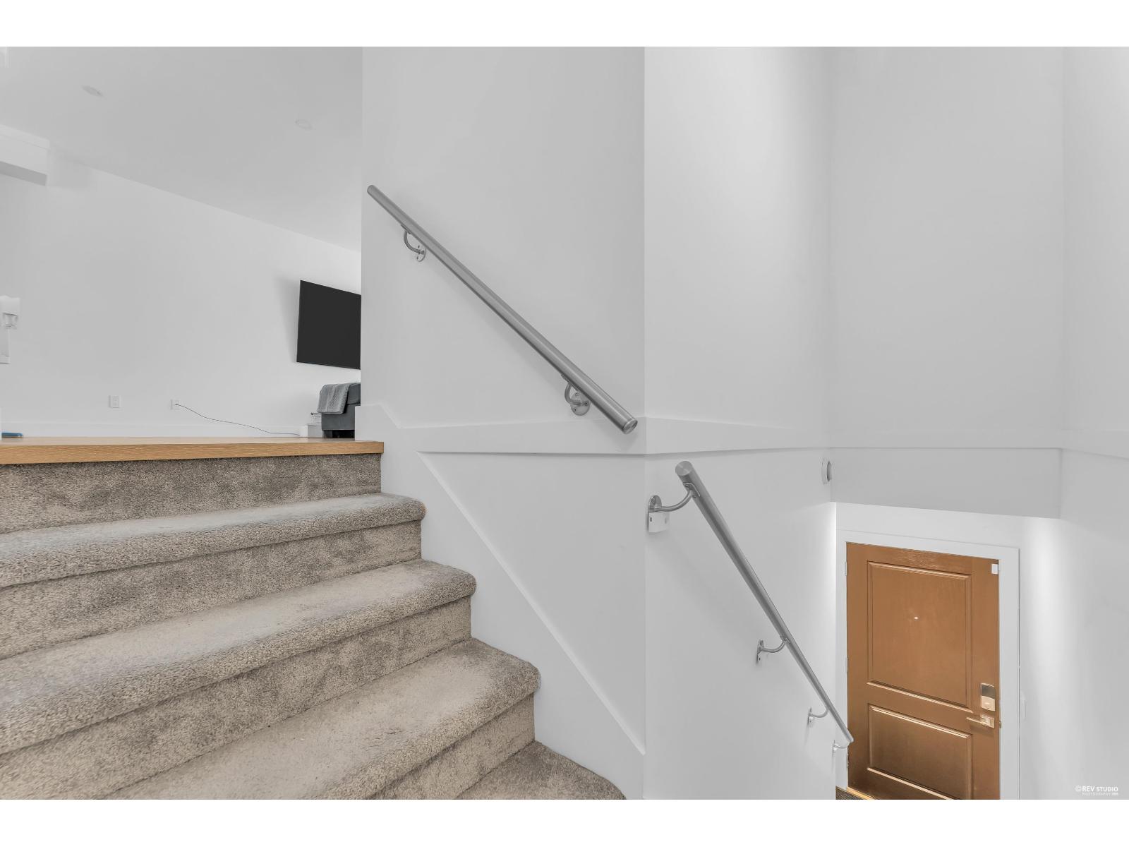 32 14355 62 Avenue Property Photo 24