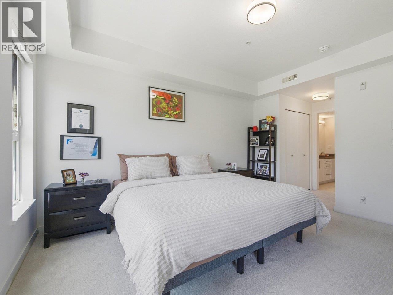 210 10177 River Drive Property Photo 13