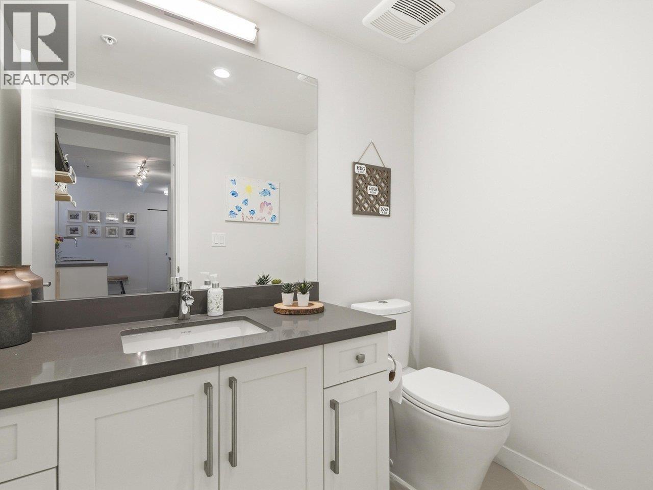 210 10177 River Drive Property Photo 19