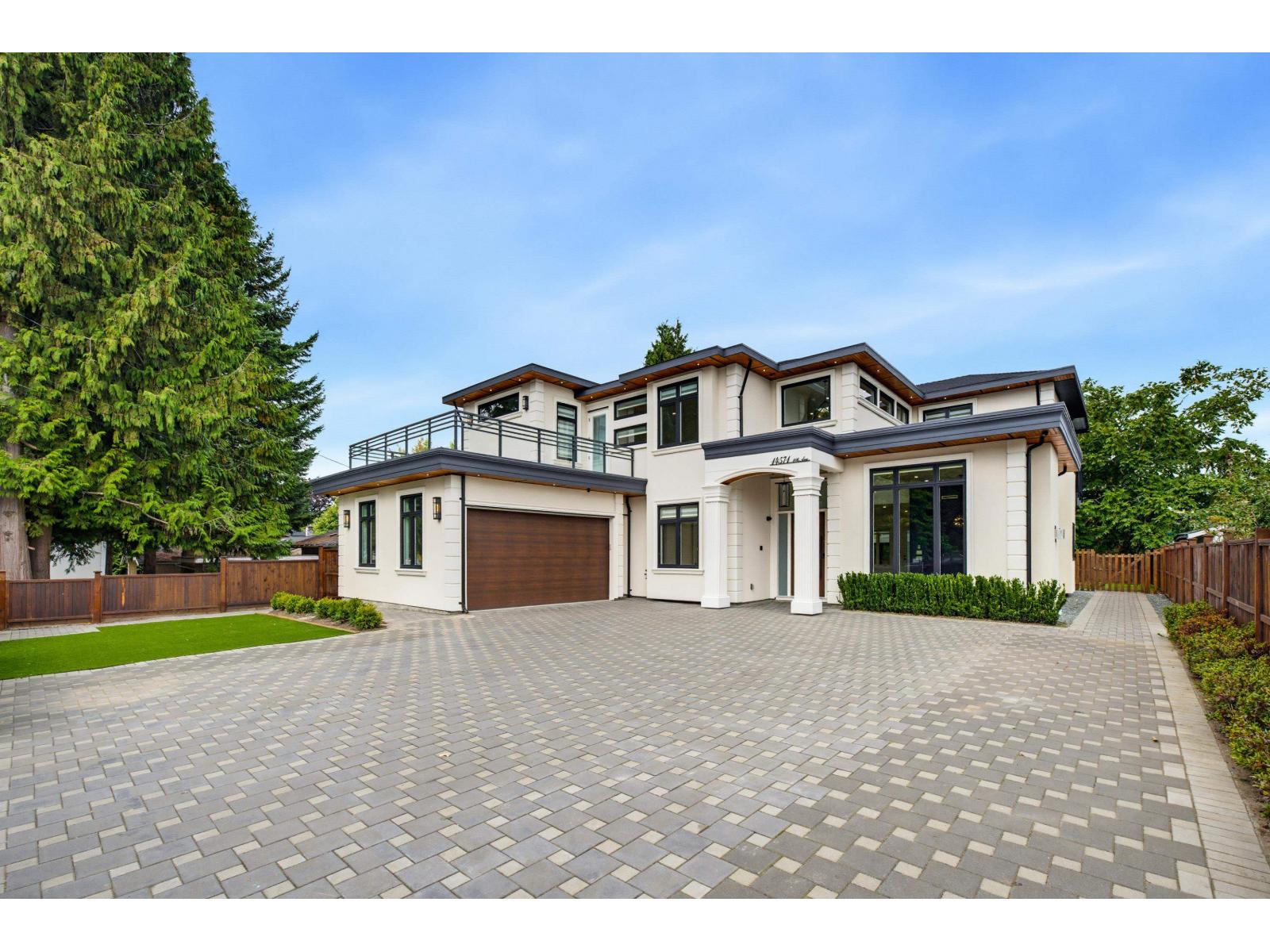 14571 106 Avenue Property Photo 2