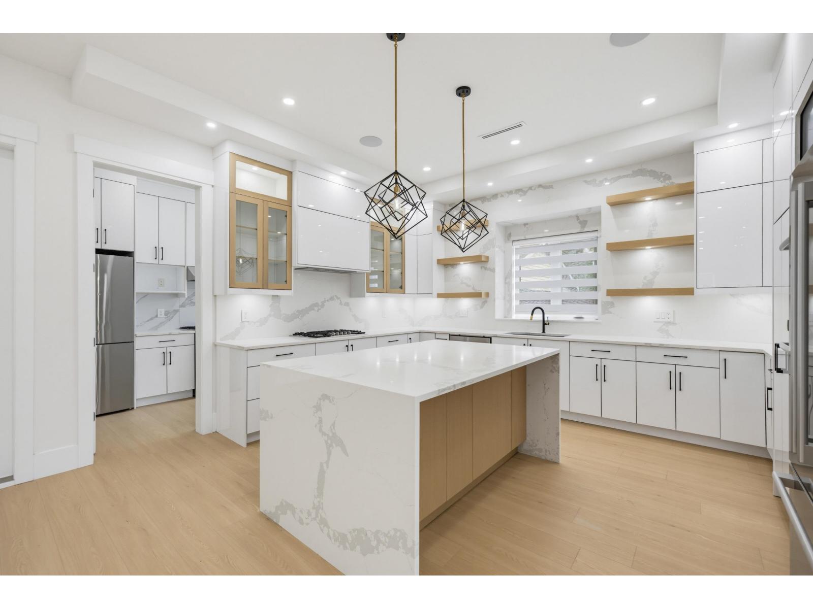 14571 106 Avenue Property Photo 12