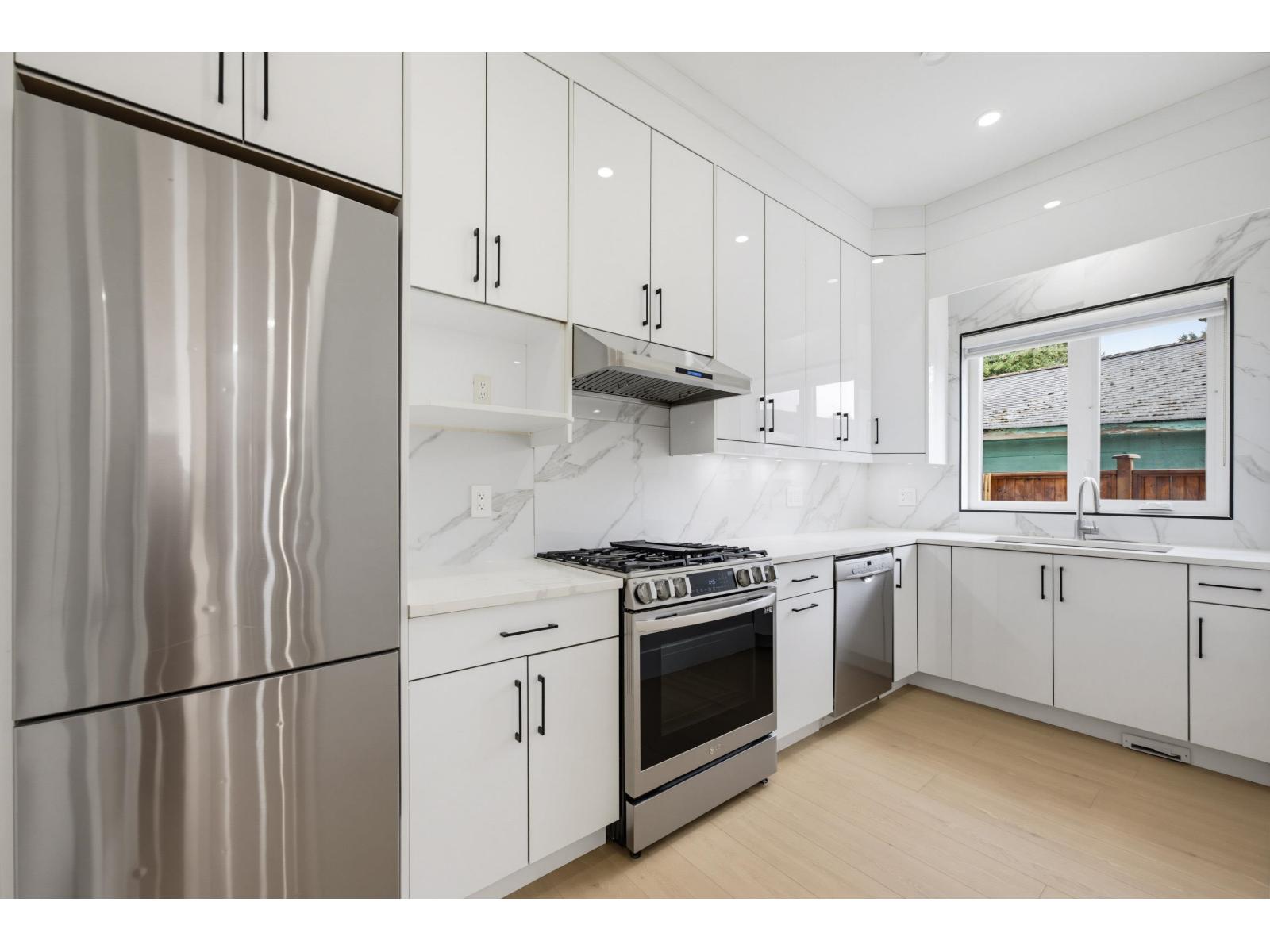 14571 106 Avenue Property Photo 16