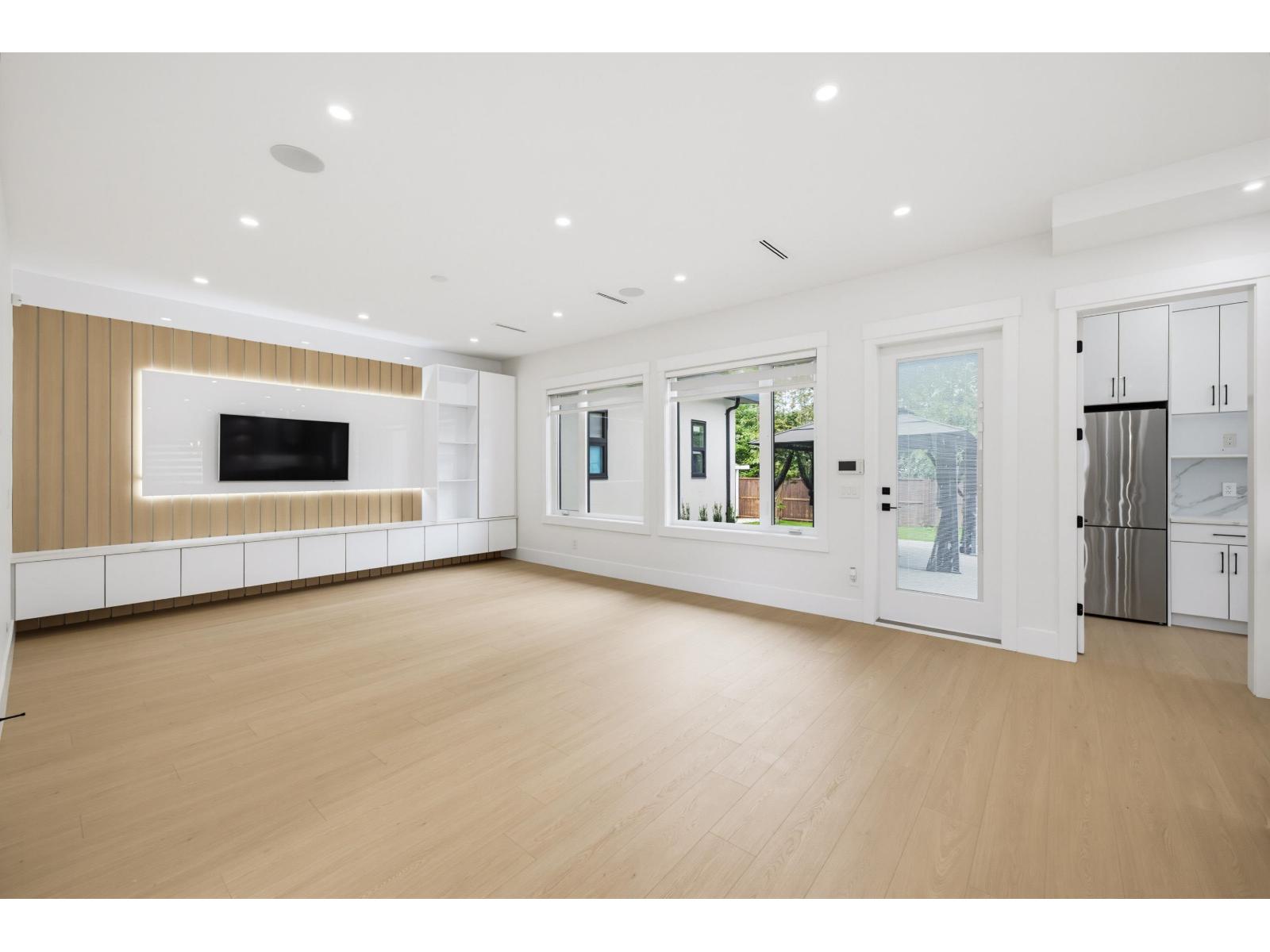 14571 106 Avenue Property Photo 17