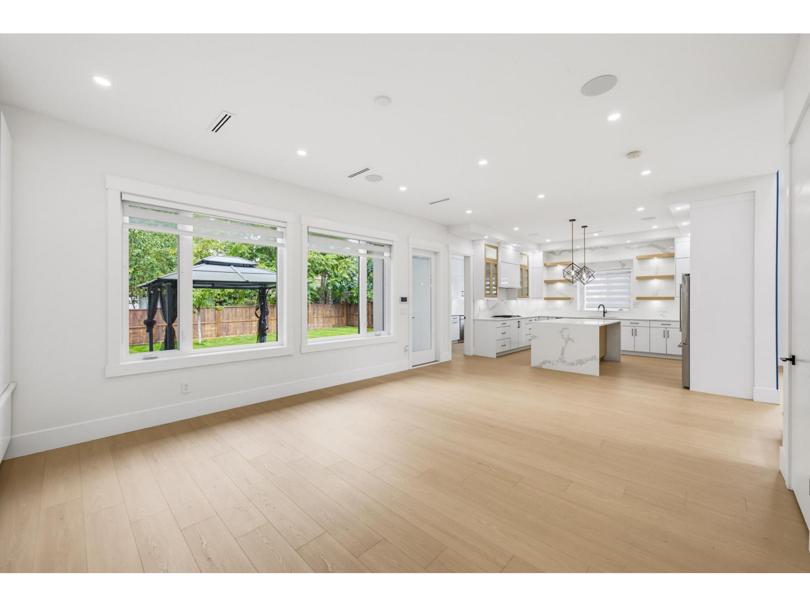 14571 106 Avenue Property Photo 18