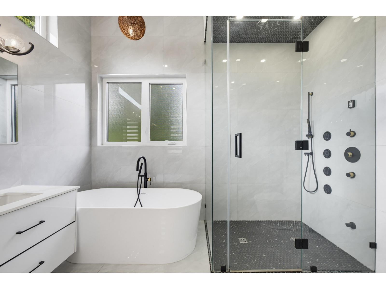 14571 106 Avenue Property Photo 22