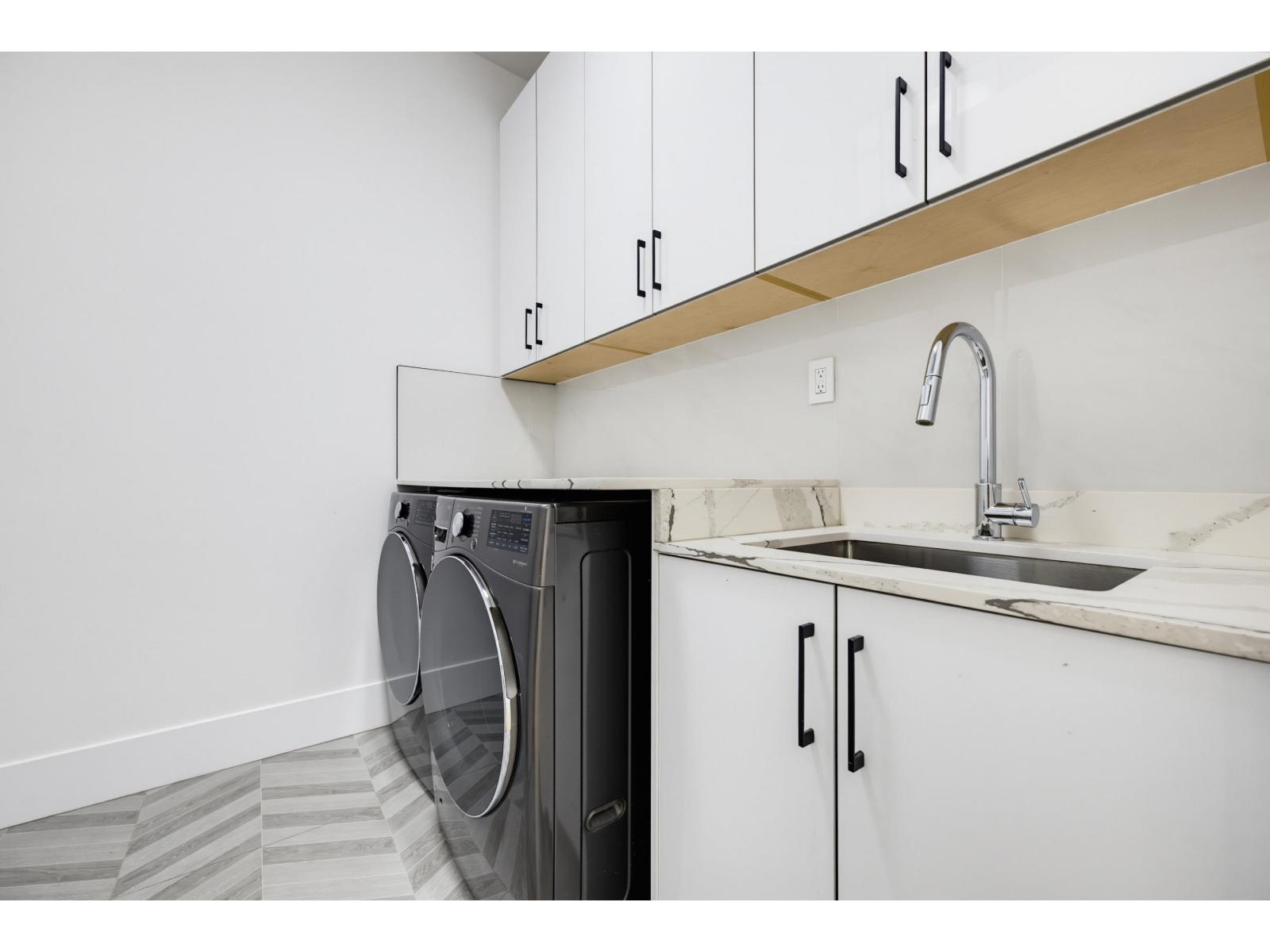 14571 106 Avenue Property Photo 32