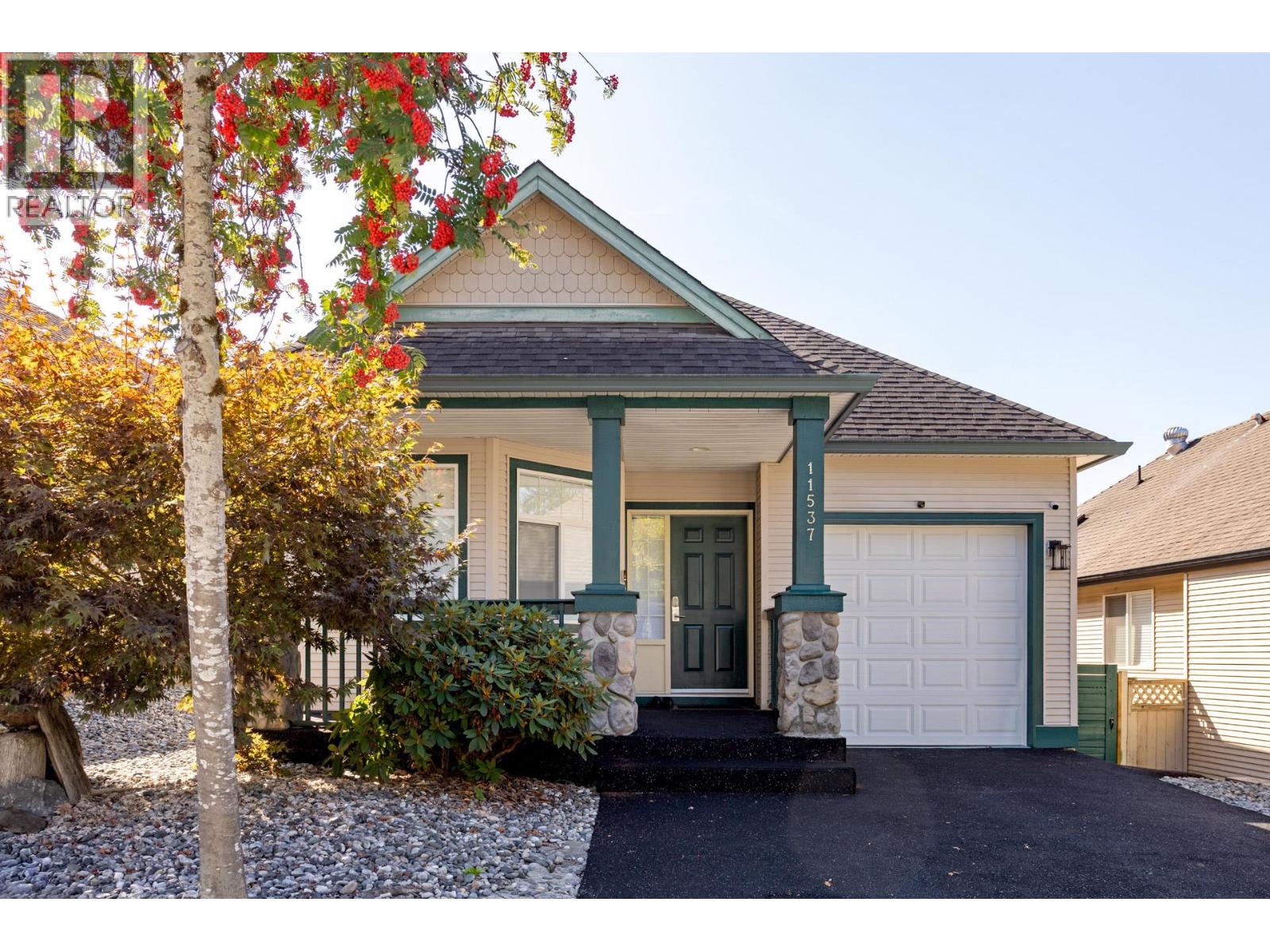 11537 228 Street Property Photo 1