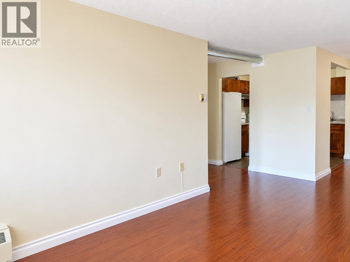 812 6611 Minoru Boulevard Property Photo 9