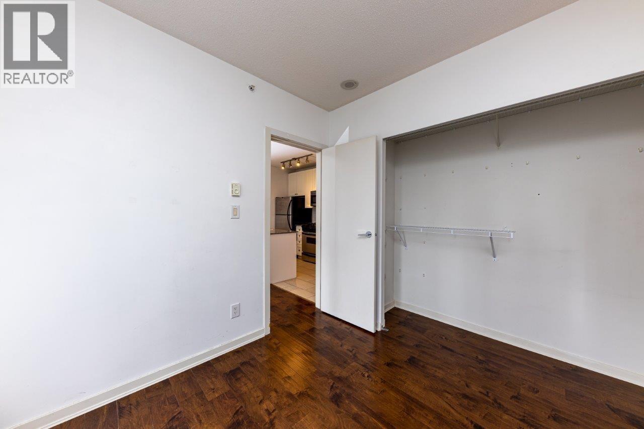 480 Robson Street Property Photo 15