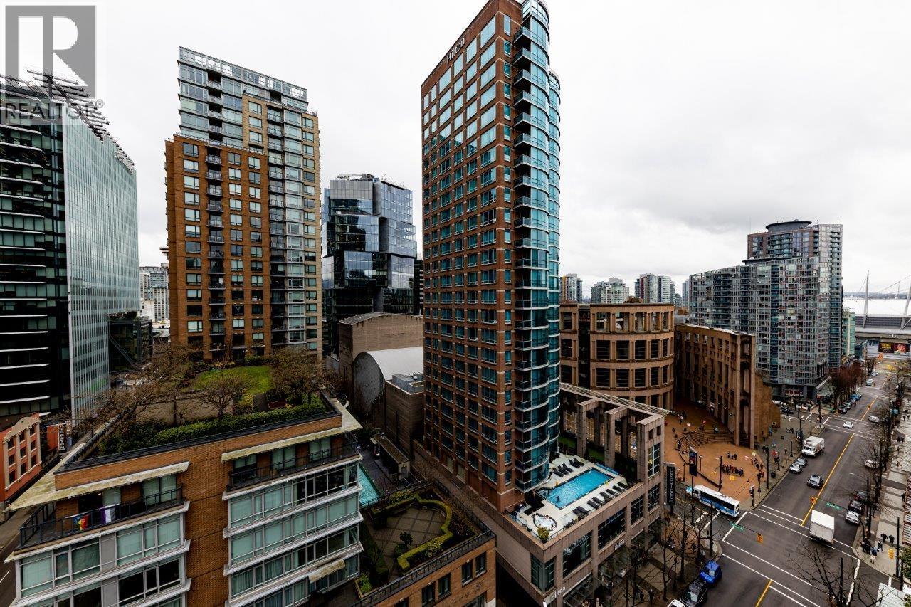 480 Robson Street Property Photo 24