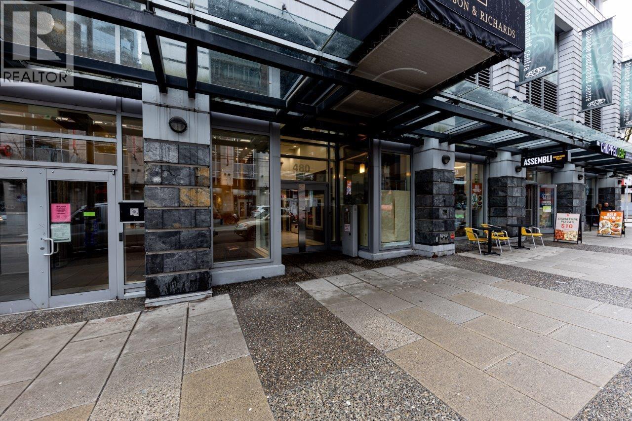 480 Robson Street Property Photo 28