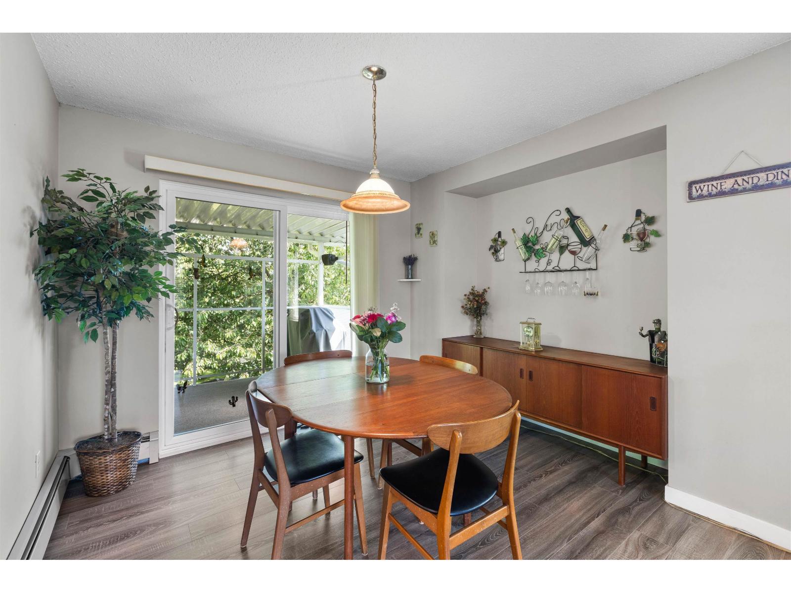 19949 51 Avenue Property Photo 12