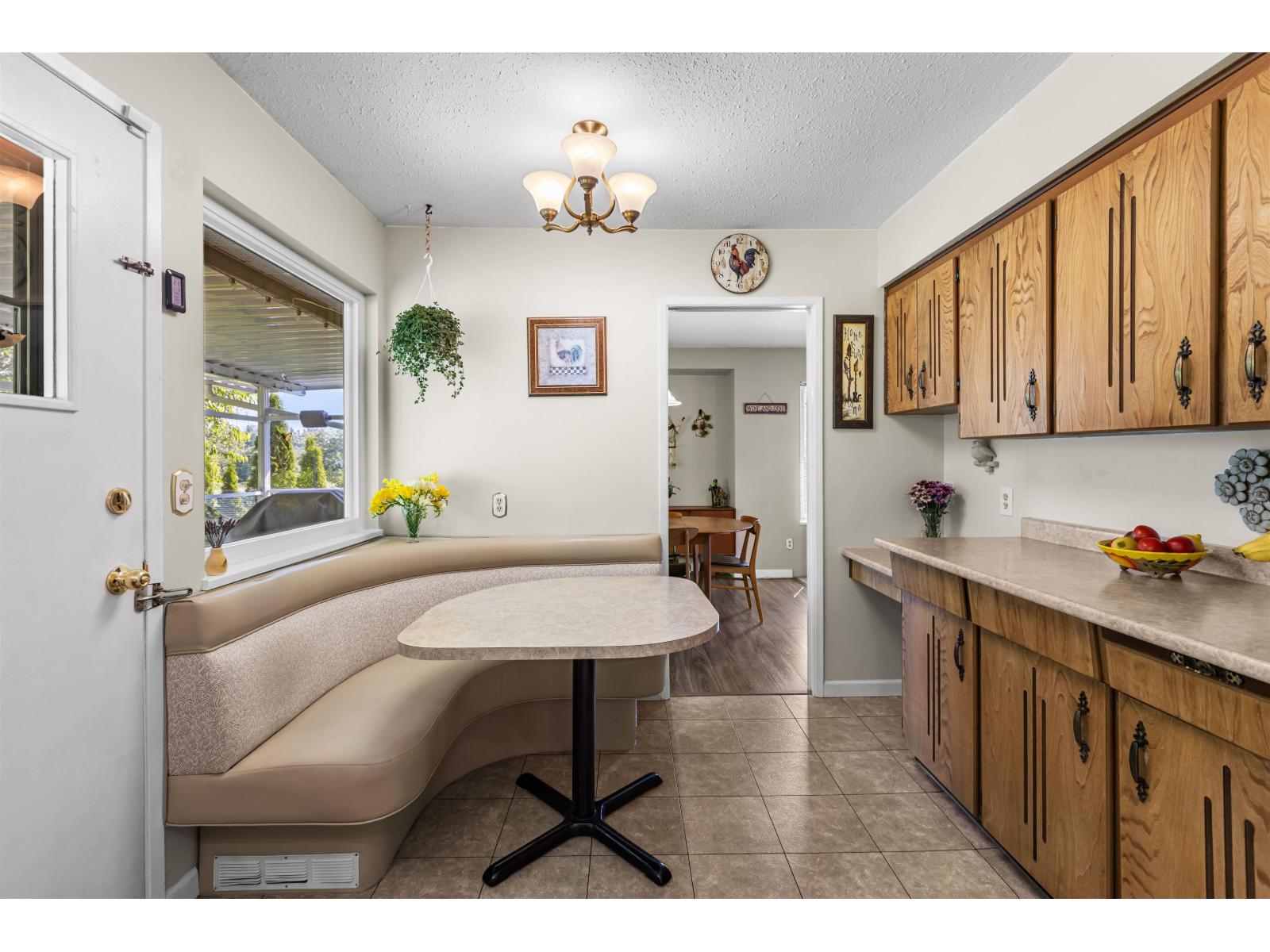 19949 51 Avenue Property Photo 16