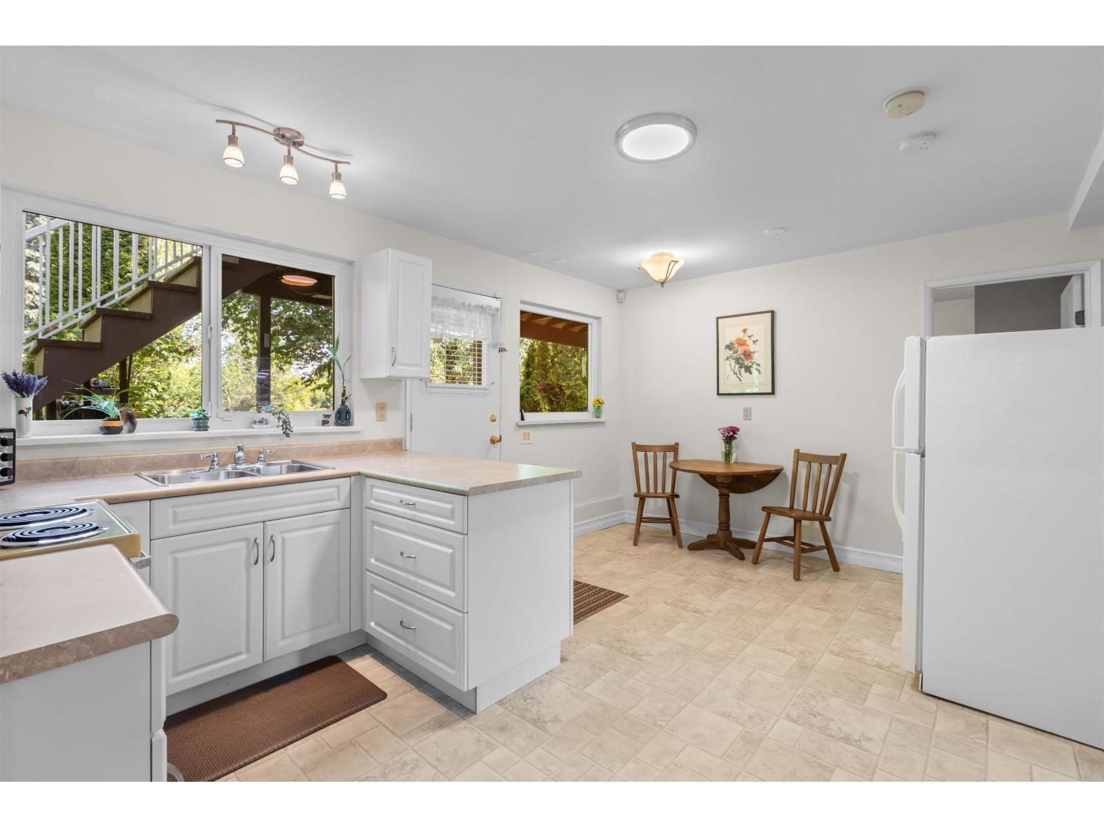 19949 51 Avenue Property Photo 25