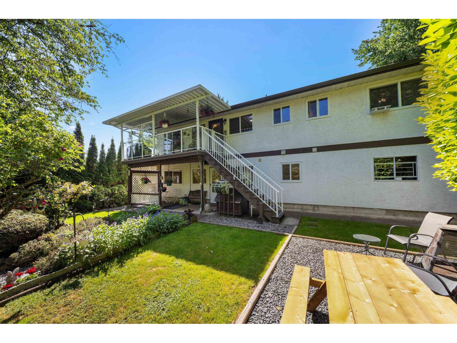 19949 51 Avenue Property Photo 31