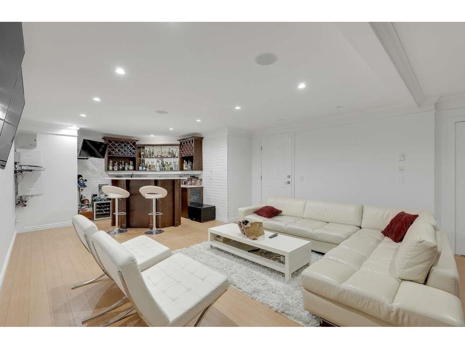 14871 76 Avenue Property Photo 15