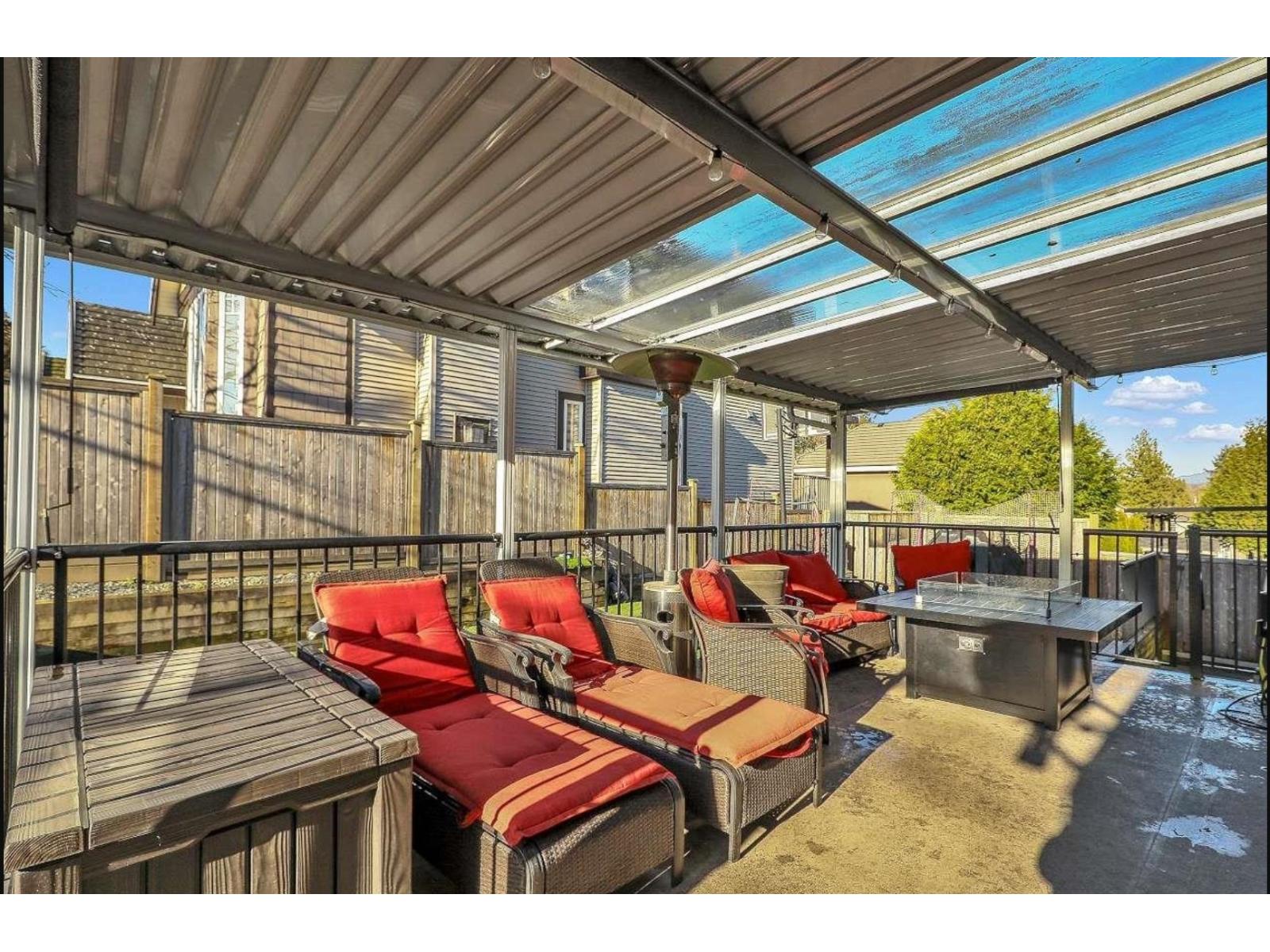 14871 76 Avenue Property Photo 18