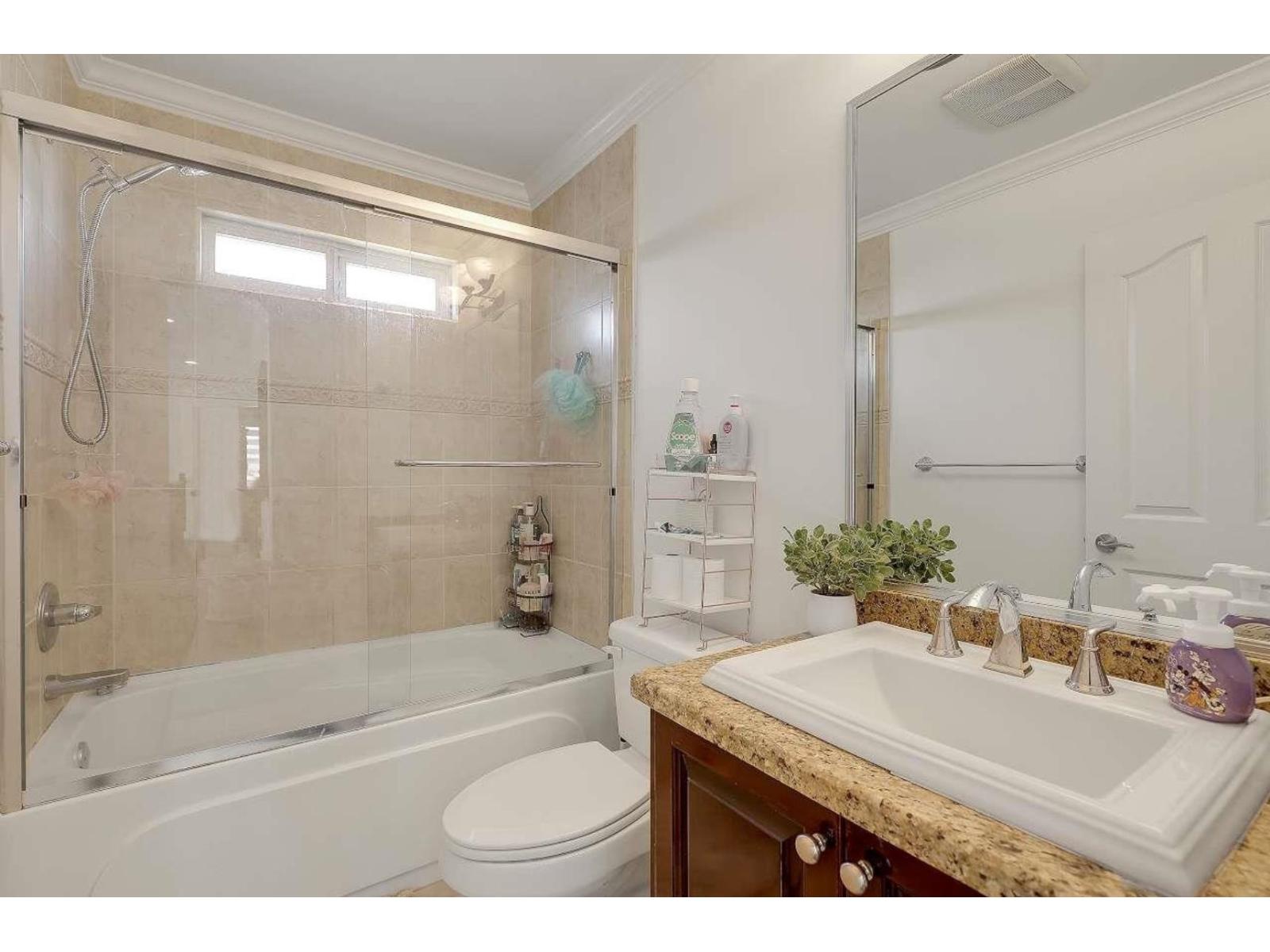 14871 76 Avenue Property Photo 21