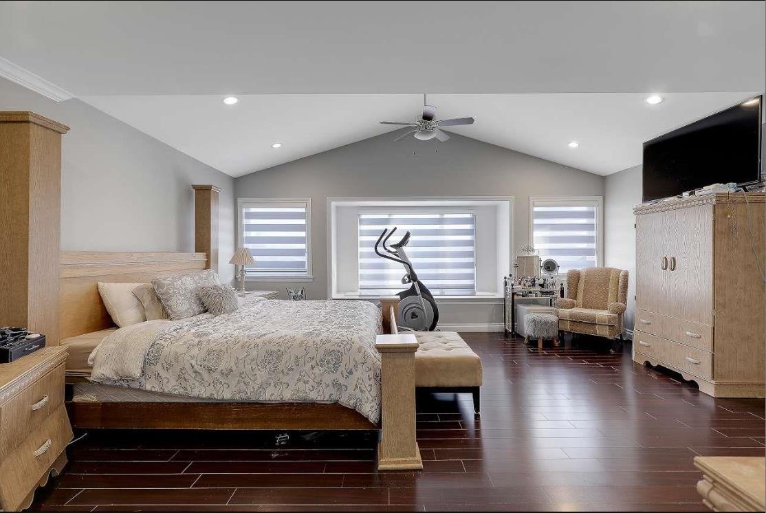 14871 76 Avenue Property Photo 34