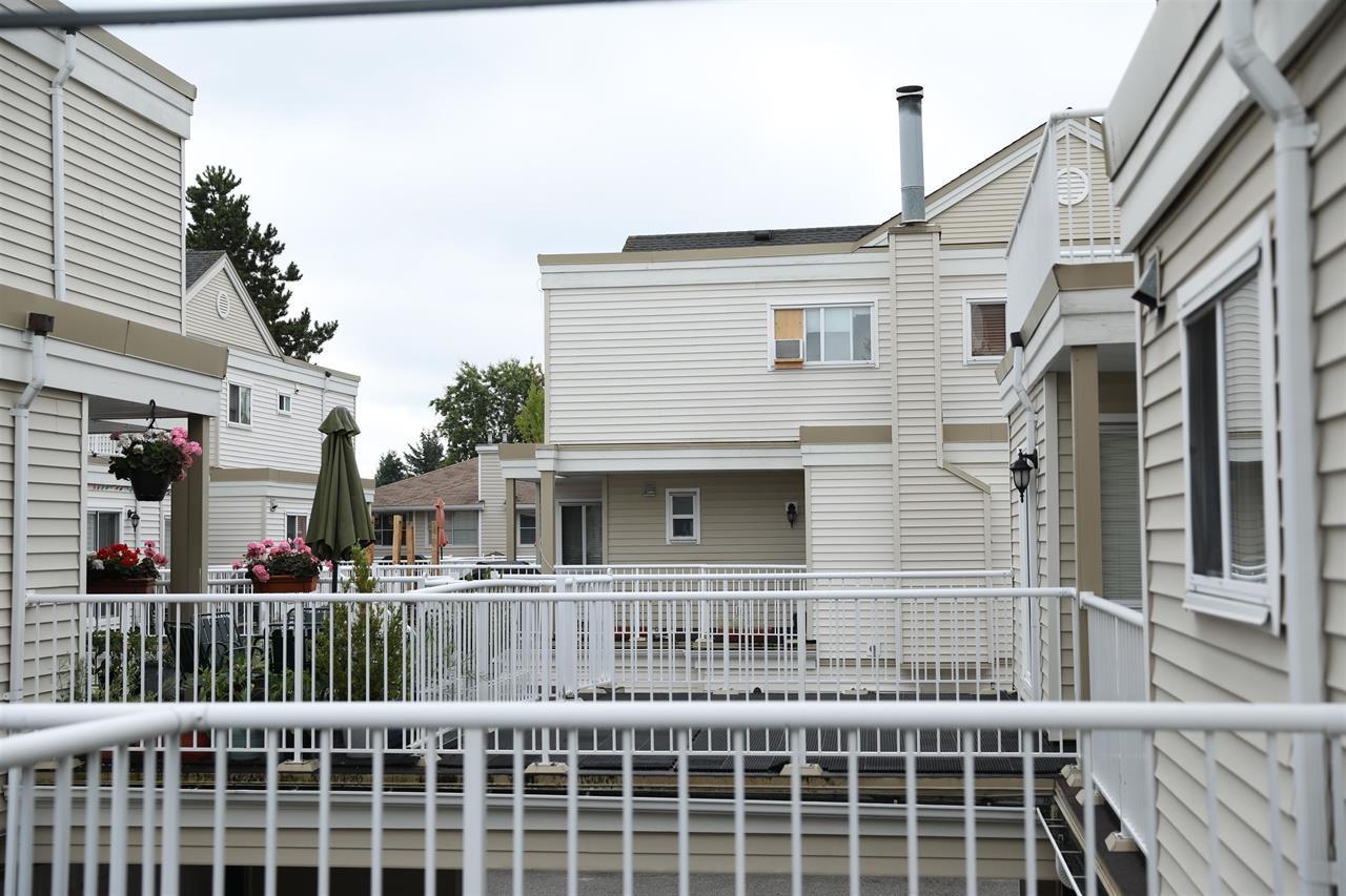 10077 156 Street Property Photo 4