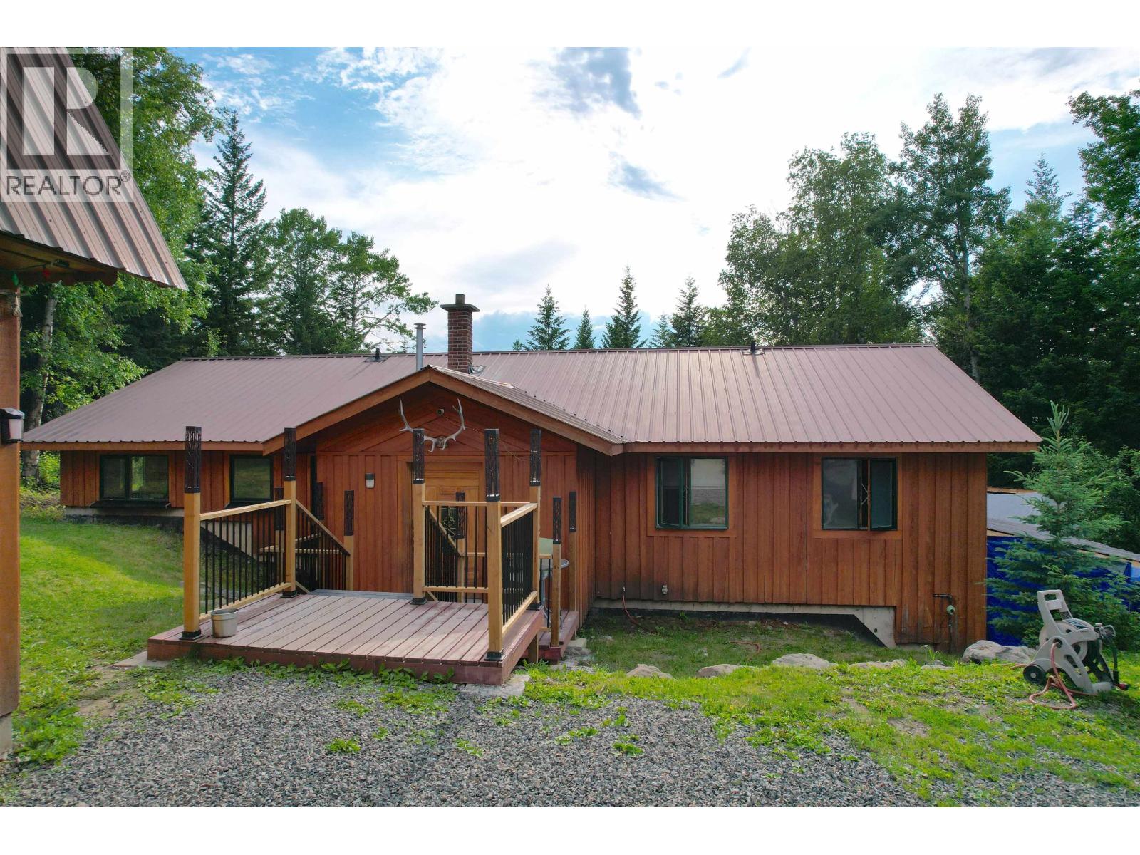 7524 Thomas Point Road Property Photo 3