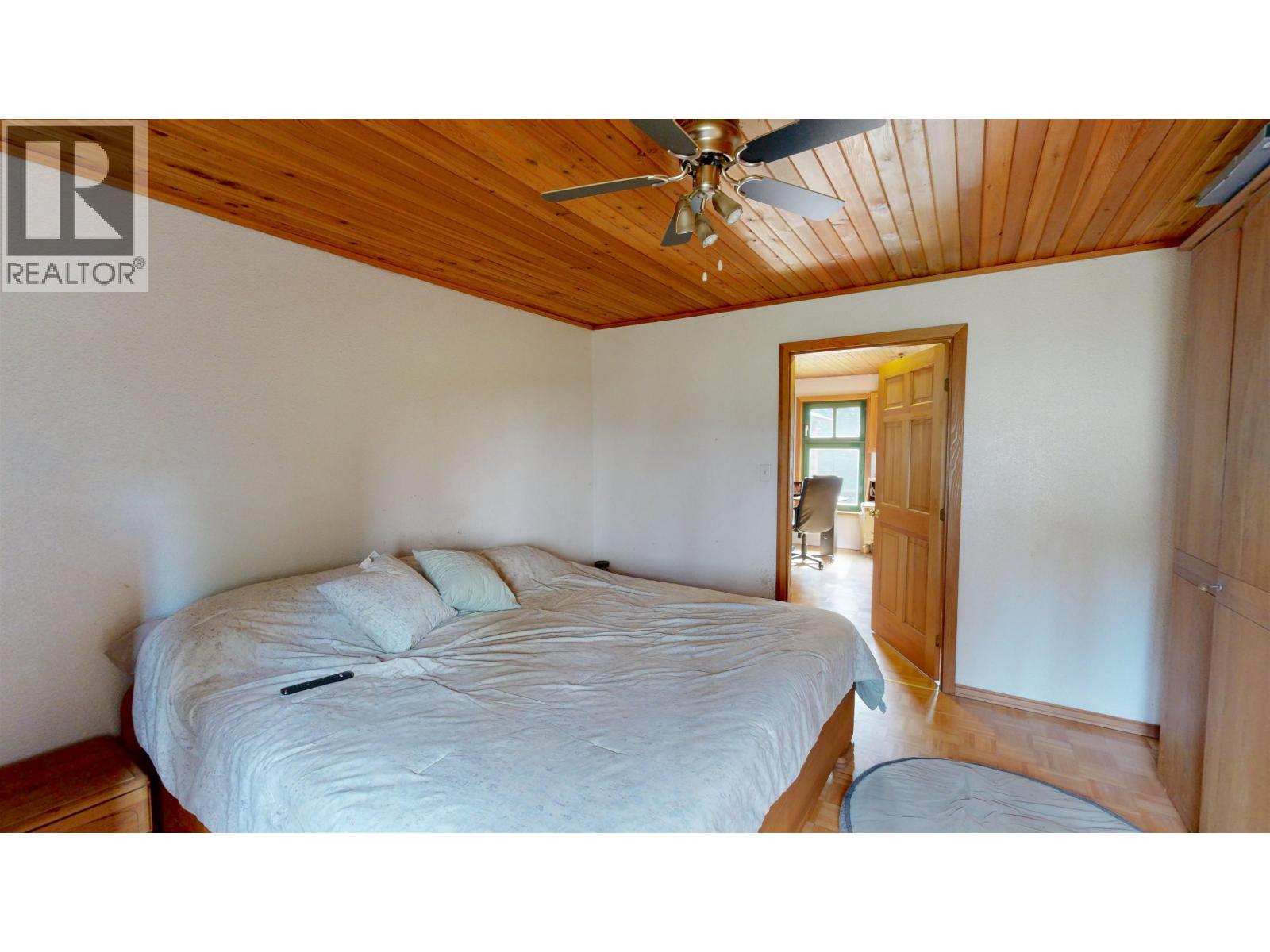 7524 Thomas Point Road Property Photo 18